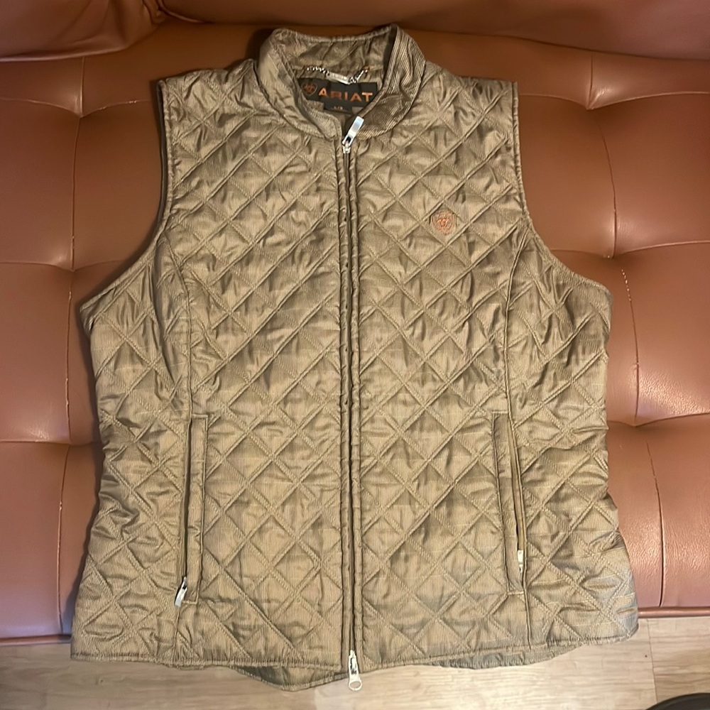 ARIAT women’s vest Size L